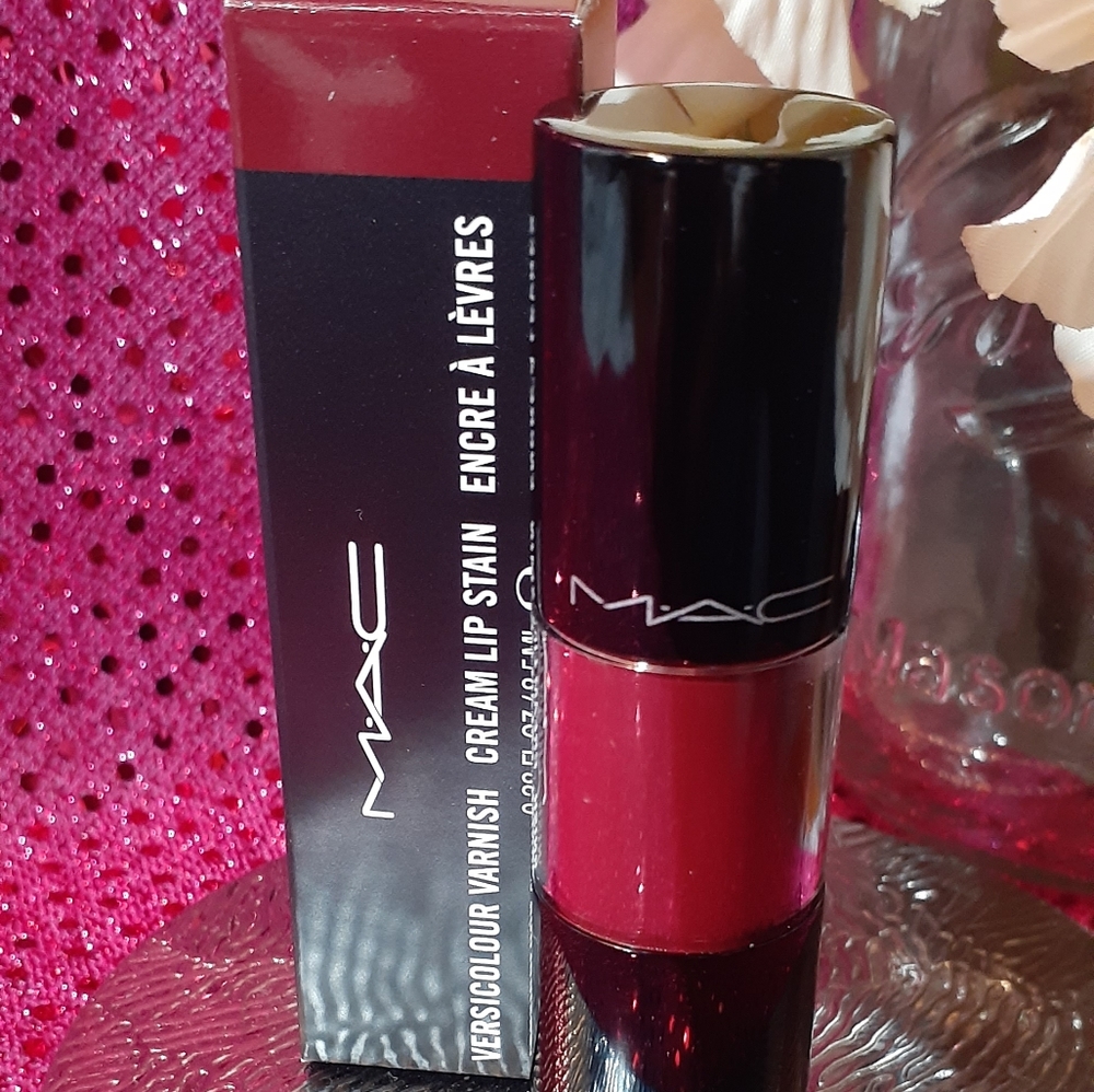 Mac cosmetics versicolor varnish cream lip stain in serial stain